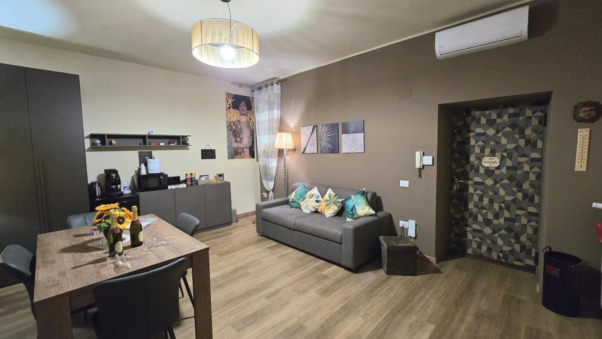 Casa Vacanze Oikia - Room Girasole Neapol Zewnętrze zdjęcie